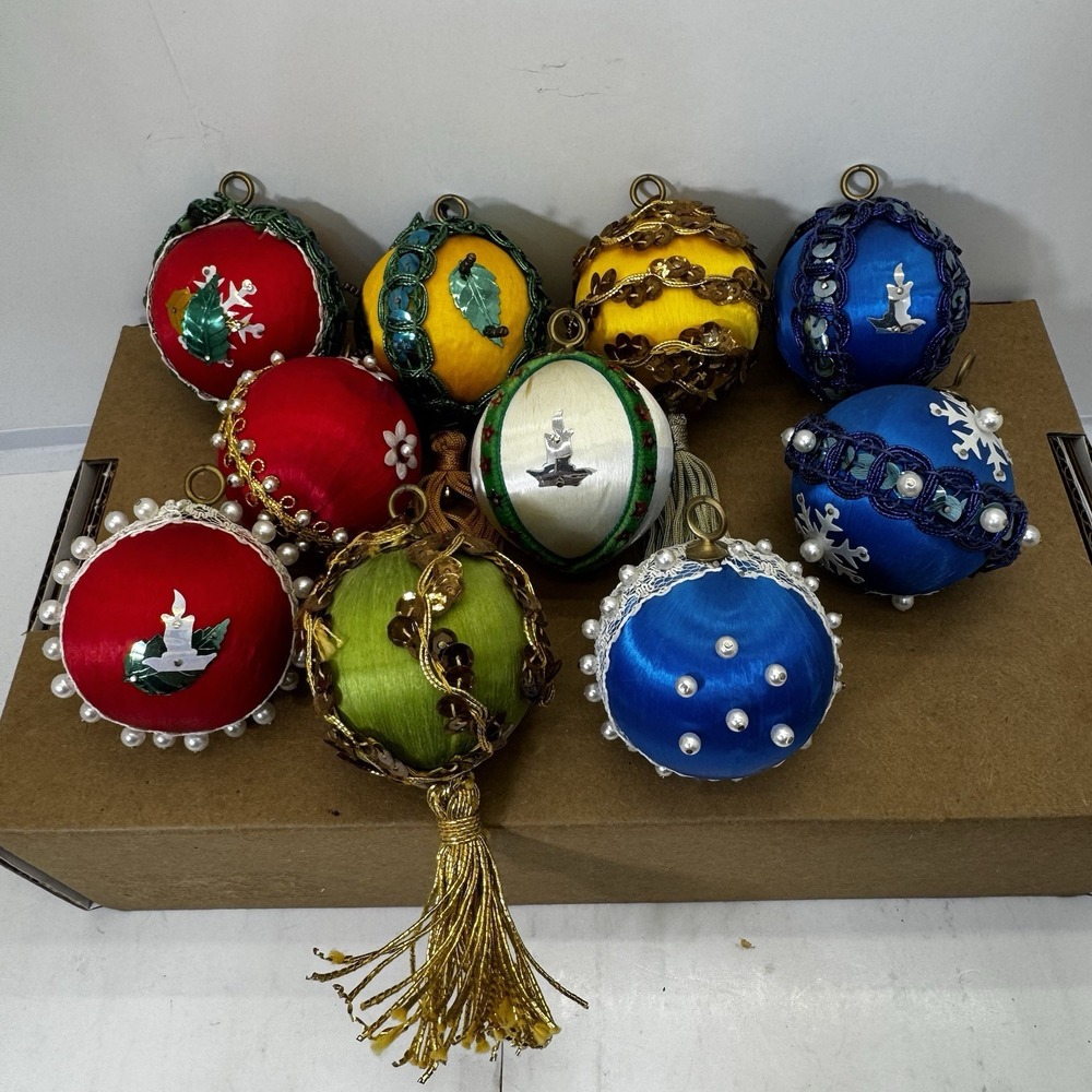Set Of 10 VTG Beaded Sequin Push Pin Christmas Ornaments 70s MCM Mod Handmade